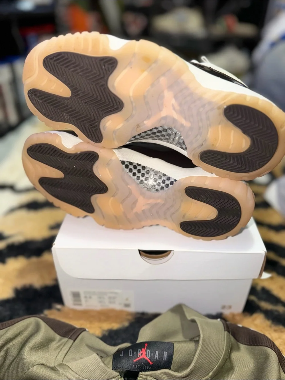 Jordan Men’s Air Jordan 11 Retro - Brown/White & olive Jordan sweater lot of 2